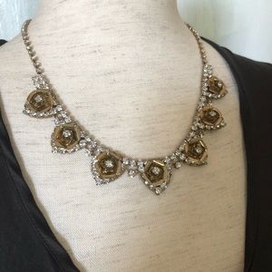 💎Gorgeous Vintage Goldtone Rose Bling Necklace💎